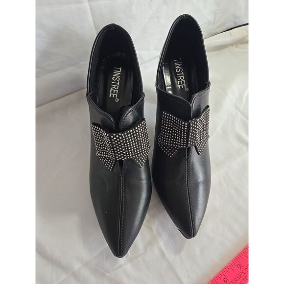 Tinstree Black Pointed Toe‎ Bootie With Silver Studded Bow Size 9 - Picture 2 of 11